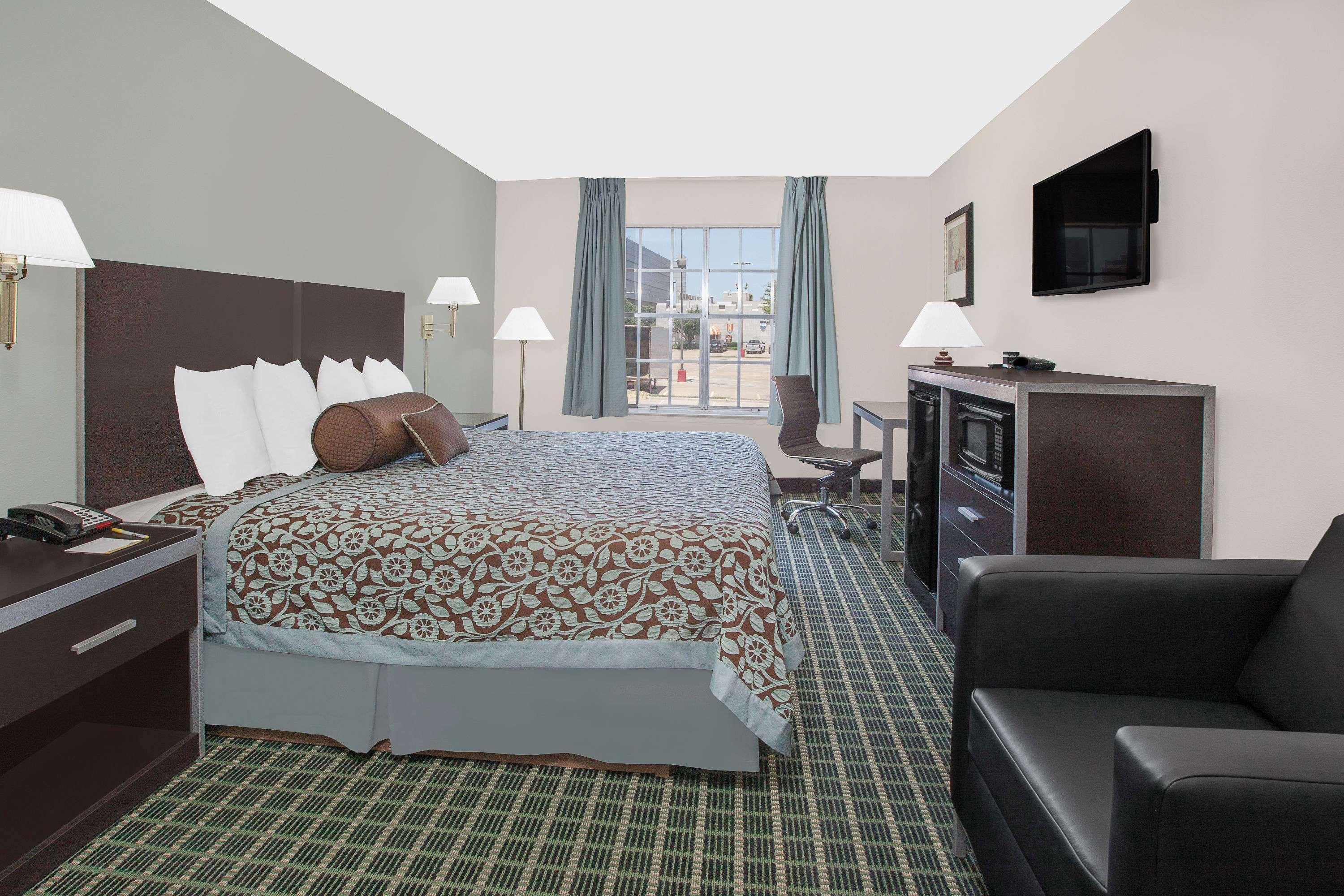 Days Inn By Wyndham Market Center Dallas Love Field Zewnętrze zdjęcie